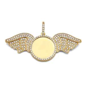 Colgante de Plata de Ley 925 con Diseño de Moissanita, Corte Redondo, Letra con Baño de Oro, Joyería Estilo Hip Hop - Product Image 1