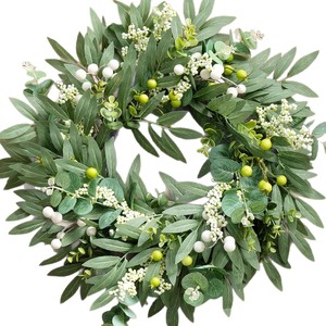 Guirnalda de Eucalipto Verde para Primavera/Verano con Hojas de Eucalipto, Aceitunas y Bayas Mixtas para Decoración de Pared, Ventana, Hogar o Festival - Product Image 5