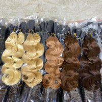 Extensions de cheveux au crochet pré-bouclées en plumes, blondes ondulées naturelles de luxe, cheveux Remy vietnamiens, vente en gros d'usine