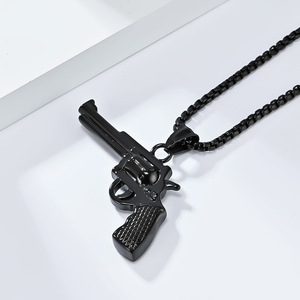Collier pendentif revolver en acier inoxydable pour homme, style western cowboy, bijoux de mode, chaîne à design géométrique - Product Image 4