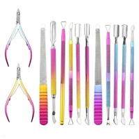 Kit de coupe-cuticules et repousse-cuticules en acier inoxydable couleur arc-en-ciel pour peaux mortes
