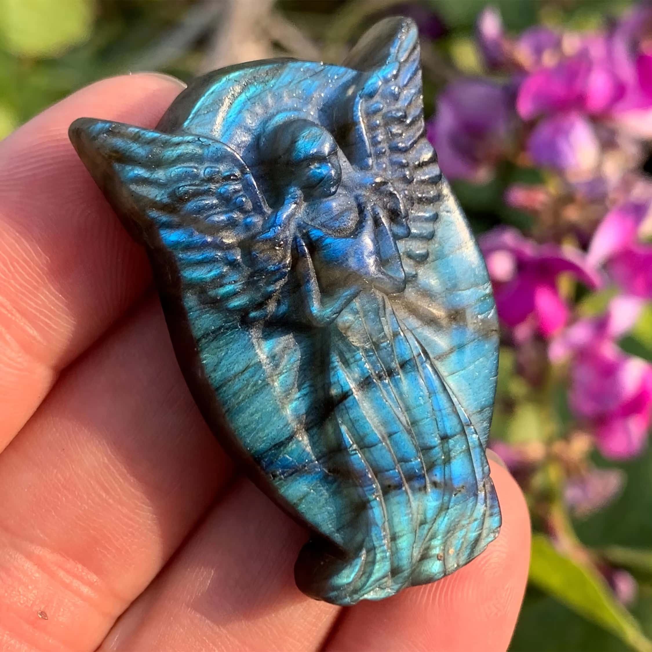 Ángulo de labradorita azul