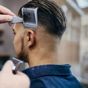 Peine para Cabello con Degradado para Hombre, Herramienta de Corte de Cabello Profesional, Peine para Peinar, Peine Guía Plano para Hombre, Cortapelos - Product Image 3