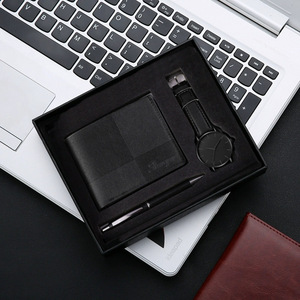 <span class=keywords><strong>Set</strong></span> Regalo Aziendale per San Valentino Orologio da <span class=keywords><strong>Uomo</strong></span> Occhiali da Sole <span class=keywords><strong>Cintura</strong></span> <span class=keywords><strong>Portafoglio</strong></span> <span class=keywords><strong>Set</strong></span> Regalo Natalizio <span class=keywords><strong>Set</strong></span> Orologio al Quarzo per <span class=keywords><strong>Uomo</strong></span> - Product Image 2