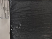 Tissu tissé 45 % PU 55 % Nylon 80 g/m² Ultraléger avec revêtement PU froissé durable pour vestes, vêtements de sport et vêtements d'extérieur tendance