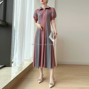 Vestido de columpio a rayas de empalme de gama alta de alta calidad, vestido plisado Miyake de manga <span class=keywords><strong>FAROL</strong></span> DE Color contrastante para mujer - Product Image 4