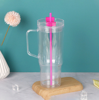 Gobelet en plastique à double paroi rose vif transparent de 40 OZ avec poignée et paille, pour jus, bière, camping en extérieur, usage quotidien et voiture