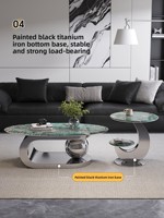 Table basse ovale en métal minimaliste moderne pour salons, nécessite l'assemblage, élégante et compacte