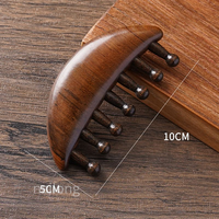 Peigne de massage en bois à dents larges en bois de santal couleur naturelle pour la croissance des cheveux, le soin fascial et le Gua Sha crânien