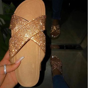 Moda <span class=keywords><strong>donna</strong></span> <span class=keywords><strong>Glitter</strong></span> strass <span class=keywords><strong>scarpe</strong></span> pantofole estive sandali <span class=keywords><strong>donna</strong></span> <span class=keywords><strong>scarpe</strong></span> - Product Image 2