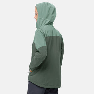 <span class=keywords><strong>Veste</strong></span> de <span class=keywords><strong>pluie</strong></span> coupe-vent imperméable pour femmes en nylon <span class=keywords><strong>à</strong></span> coque souple avec logo personnalisé de haute qualité pour Sports de plein air - Product Image 2