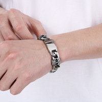 Bracelet punk VEROMCA avec tête de fantôme exagérée, squelette, chaîne cubaine à crâne craquelé, bracelet pour homme