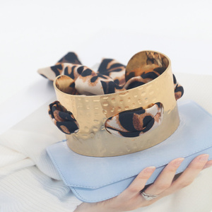 35毫米宽镀金复古金属开口手链带金色围巾时尚复古风格手镯饰品 - Product Image 3