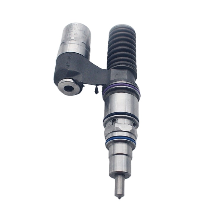 common rail injector 0414701083 0414701013 injector for F3BE0681 injector nozzle 0414701083 500331074 5237178 2995480 2998526
