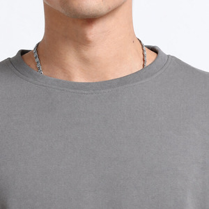 Ensembles de t-shirts et shorts pour hommes en gros pour tenues décontractées d'extérieur, ensembles de shorts d'été pour hommes sur mesure en vente à prix abordable - Product Image 5