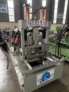 Máquina de Perfilado de Aluminio en Forma de <span class=keywords><strong>C</strong></span> para Techos Metálicos de Buena Calidad - Product Image 2