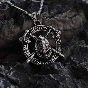 Collier pendentif casque de Viking en acier inoxydable nordique pour homme, avec design runique, forme d'épée, asymétrie géométrique, cadeau pour vêtements - Product Image 2