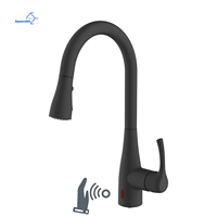 Robinet de cuisine intelligent moderne à capteur infrarouge mains libres en laiton, avec col de cygne automatique