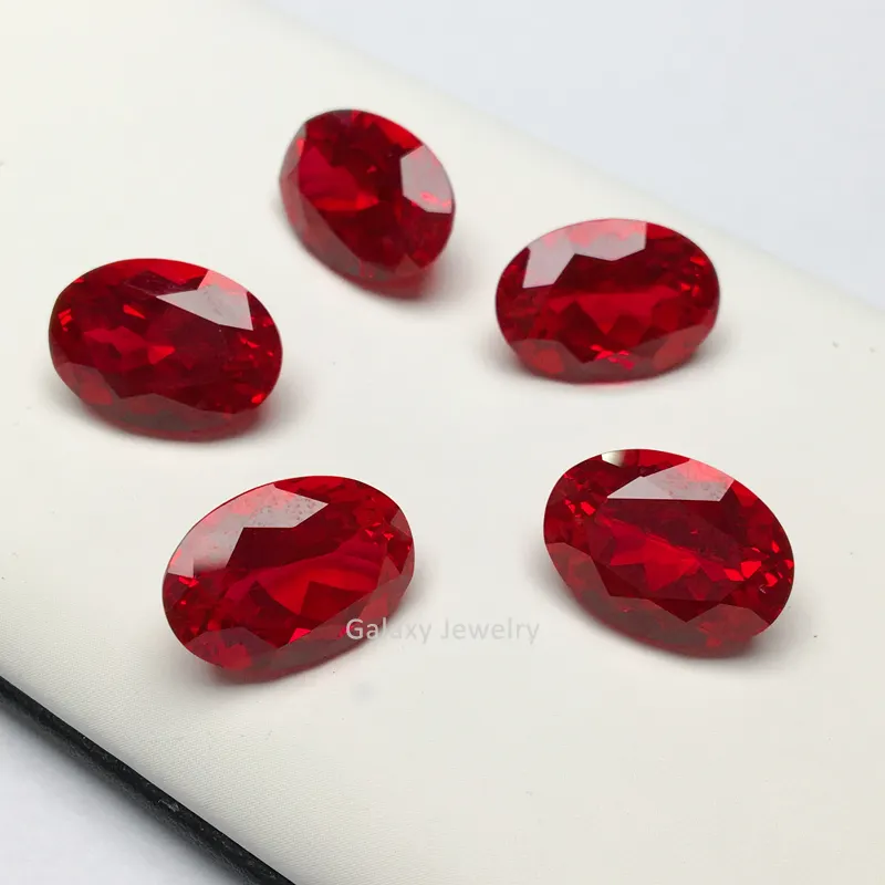 Vente chaude ovale coupe laboratoire créé des pierres de rubis en vrac en forme d'oeuf synthétique Pigeon sang rouge rubis pour bague boucles d'oreilles fabrication de collier