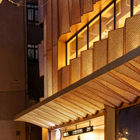 Système de façade creuse en panneaux d'aluminium perforés, revêtement poudré, ignifuge, pour bâtiments commerciaux et villas