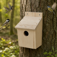 Grande maison à pigeons en bois