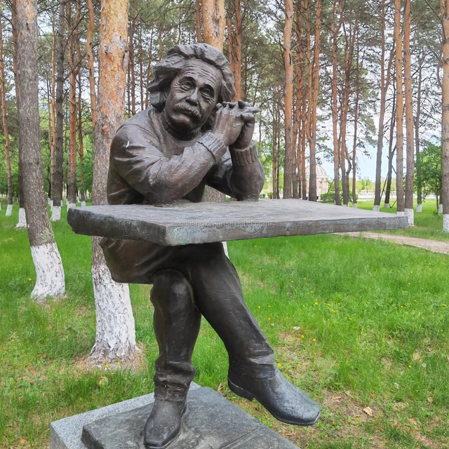 Albert Einstein Bronze Statue Contemplative Thinker Outdoor Garden Park Decor Sculpture for Middle East Europe USA Metal Craft
