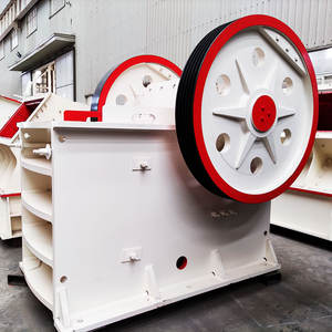 Mini concasseur à mâchoires à moteur AC, équipement de concassage de roche et de pierre à petite échelle avec roulement, capacité de 5-20t/h pour l'utilisation dans les mines et les carrières - Product Image 4