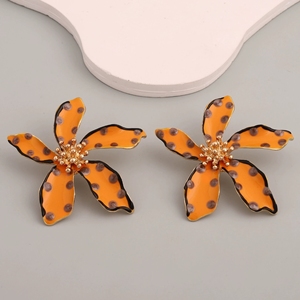 Venta caliente Maple Leaf Green Stamens Love Sun Pendientes de moda ecológicos - Product Image 4