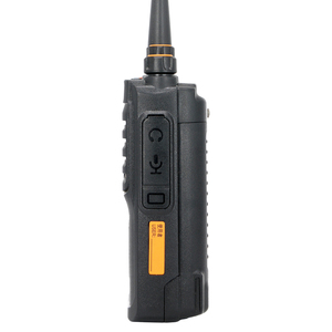 Radio bidirectionnelle numérique professionnelle 10W UHF portable, talkie-walkie rechargeable 3800mAh avec communication par relais USB Type-C - Product Image 6