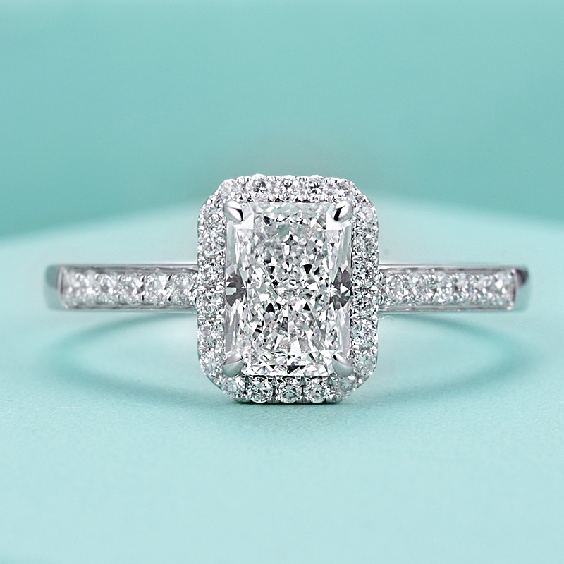 Or blanc 14 carats