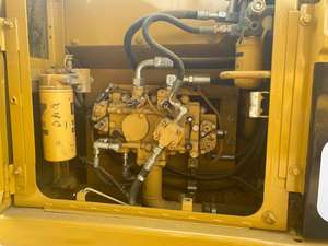 Excavadora Usada CAT Carter 315D CAT315DL, Excavadora Hidráulica Mediana de Tipo Oruga con Motor y Bomba, 15 Toneladas - Product Image 6