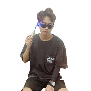 Soplete de terapia de luz roja para el cuidado de la piel, antorcha de terapia de pulso, oreja, nariz, diente, luz roja, infrarrojos - Product Image 5