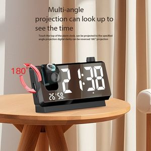 Horloge de table numérique personnalisée en gros avec rétroéclairage LED, alarme, affichage du thermomètre et fonction radio, en stock - Product Image 3