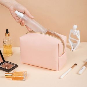 Polyester Large Zipper Fashion Cosmetic Bags for Women-Wholesale - Product Image 3