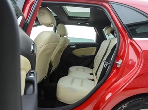Auto Usado de Alta Calidad, Clase <span class=keywords><strong>B</strong></span>, SUV 2013, Automático, Asientos de Cuero, R16, Techo Corredizo, Volante a la Izquierda, Tracción Delantera - Product Image 3