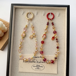 Catenella per Telefono con Gatto Portafortuna Maneki Neko, Braccialetto Corto con Perline e Cristalli Feng Shui, Cordino da Polso - Product Image 2