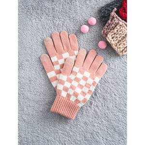 Guanti da tavola a scacchi rosa - Product Image 1