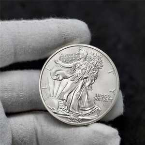 Medalla Conmemorativa de la Estatua de la Libertad Americana Wowei 2026, Moneda Redonda Chapada en Oro con Diseño de Cabeza de Águila, Impresa en Letterpress - Product Image 4