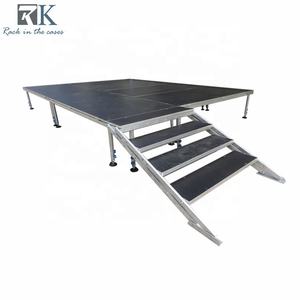 Plataforma de Escenario Portátil Económica de Aluminio con 4 Patas para Eventos al Aire Libre - Product Image 1