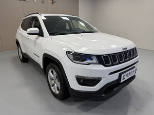 Voiture d'occasion 2019 220T automatique édition confort JEEP Compass - Product Image 3