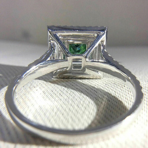 Elegante Anello di Fidanzamento per Donne, Gioiello Scintillante da Indossare a Feste - Product Image 6