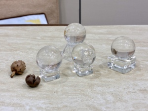 Esfera de Cuarzo Transparente Natural de 35 mm, Bola de Cristal Pequeña, Piedra de Bolsillo para Sanación de Chakras, Meditación, Decoración de Escritorio, Regalo, 56 g - Product Image 5