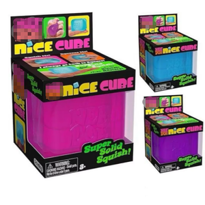 NeeD0h Nice Cube Schylling - Jouets sensoriels musicaux à presser - BAIXIN Matériau EVA non toxique Porte-clés Forme de dessin animé 3D 8x8cm Garçons - Product Image 1