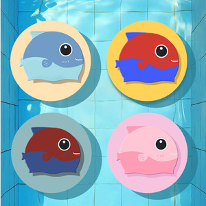 Bonnet de bain en silicone en forme de poisson pour enfants Qilang, design de dessin animé imperméable pour la natation des enfants - Product Image 2