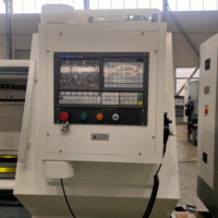 Tour à métaux CNC horizontal CK6180F de grande capacité avec un grand lit plat et un prix bas