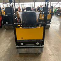Rouleau compresseur vibrant sur roues de haute qualité 1,5 tonne, 2 tonnes, 3 tonnes à vendre