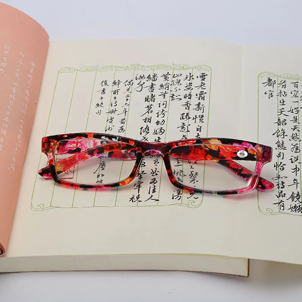 モダンな小さな顔のメガネ健康的な素敵なオフィス読書眼鏡圧力なし長時間強い寺院の眼鏡