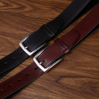 Sabuk Kulit Embossing Vintage untuk Pria dengan Gesper Baja Tahan Karat Asli Kulit Berkualitas Tinggi Sabuk Jeans Kasual Serbaguna untuk Pria.