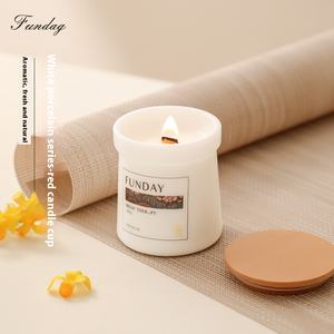 Bougie artisanale à bas prix, bougie parfumée en cire de soja, bougies de luxe dans des pots en verre, bougies et parfums d'intérieur, cadeau pour la Saint-Valentin - Product Image 2