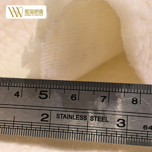 Suministro al por mayor de <span class=keywords><strong>tela</strong></span> de malla de poliéster afelpada y esponjosa, material de malla cortavientos y termorretentor para forro de calzado informal de invierno - Product Image 2